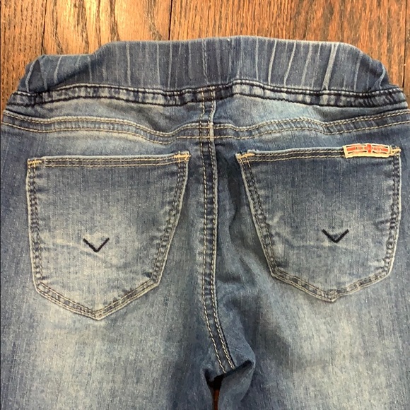 Girls Hudson Jeans, Size 6.          (33) - Picture 4 of 7
